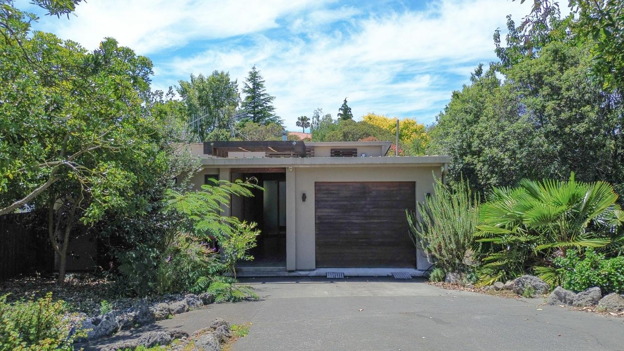 Large, Comfy, Stylish Apartment Havelock North Bagian luar foto